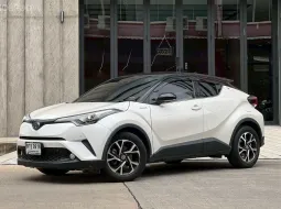 สวยจัดๆ ตัวท๊อปสุดของรุ่น ประหยัดน้ำมันมากๆ Toyota CH-R 1.8 HYBRID HIGH ปี2019