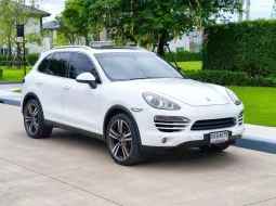 2014 Porsche CAYENNE 3.0 SUV รถบ้านมือเดียว ไมล์น้อย 