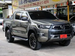 2024 Toyota Hilux Revo 2.8 DOUBLE CAB Rocco Double Cab 4WD รถกระบะ 