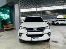 2018 Toyota Fortuner 2.4 V 4WD มือแรกไมล์แท้ จัดได้เต็ม