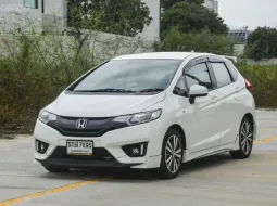 Honda Jazz 1.5 S AT สีขาว ปี 2016