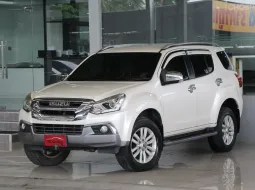 จัดเกินได้ แบบเหลือๆๆ วิ่งน้อย 2017 Isuzu MU-X 1.9 SUV รถบ้านมือเดียว