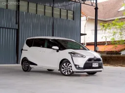 Toyota Sienta 1.5 V ปี 2017 รถครอบครัวสุดคุ้ม ไมล์น้อย!