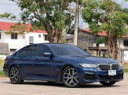 2022 BMW 5 Series 2.0 530e รถเก๋ง 4 ประตู รถบ้านมือเดียว ไมล์น้อย เจ้าของขายเอง 