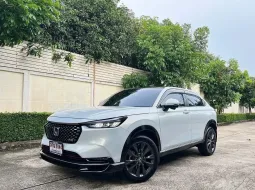 2023 Honda HR-V 1.5 e:HEV RS SUV ออกรถฟรีดาวน์ รถบ้านมือเดียว ไมล์น้อย 