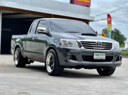 Toyota Hilux Vigo 2.5 E ปี 2014 เกียร์ธรรมดา พร้อมใช้งาน