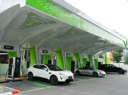 PTG Transform สู่อนาคต! เปิดต้นแบบสถานีชาร์จ EV ครบวงจรใจกลางเมือง “PT GIGA EV” เชื่อมต่อไลฟ์สไตล์ด้วยบริการครบวงจร