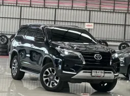 Toyota Fortuner 2.4 V 2WD 