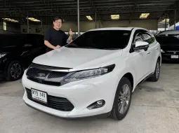 ขายรถ Toyota Harrier New 2.0i ปี 2015 สีขาวมุก