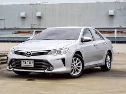 Toyota Camry 2.0 G ปี 2015 รถสวยพร้อมใช้งาน รถบ้าน ประวัติดี 