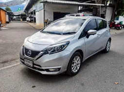 Nissan Note 1.2 V เกียร์ออโต้ ปี 2018 ผ่อนเริ่มต้น 4,xxx บาท