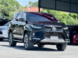 Toyota Fortuner 2.4 Legender 2022 รถครอบครัวสุดคุ้ม