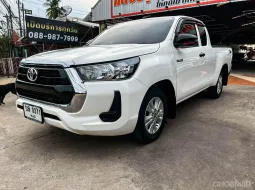 Toyota Revo Smart Cab 2.4 Entry Z Edition เกียร์ธรรมดา ปี 2022/2023 ผ่อนเริ่มต้น 6,xxx บาท