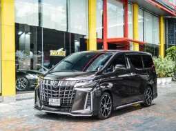 TOYOTA ALPHARD 2.5​ SC ปี​ 2023 
