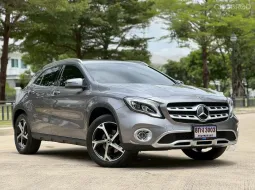 Mercedes-Benz GLA-Class 1.6 GLA200 2019 รถบ้านสวย ใช้งานน้อย  