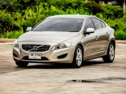 2014 Volvo S60 1.6 DRIVE รถเก๋ง 4 ประตู 