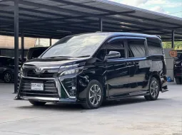 2019 Toyota Voxy 2.0 ZS รุ่นท็อป มือเดียว ไมล์น้อย