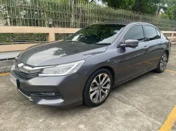 ้HONDA ACCORD 2.0 EL 2017 รถเจ้าของเดียว รถสวย ไม่มีชน รับประกันเครื่องเกียร์ 2 ปี หรือ 20,000 