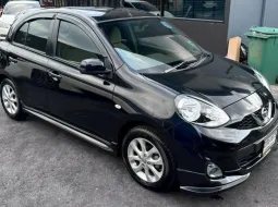 Nissan March 1.2 V Sport Version 2013 รถสวยไมล์น้อย 12,000 km  มือเดียวป้ายแดง 