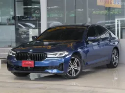 BMW 5 Series 2.0 530e ELITE ปี 2022 ไมล์แท้7x,xxxโล รถบ้านมือเดียว Warranty2026 สวยเดิม ฟรีดาวน์