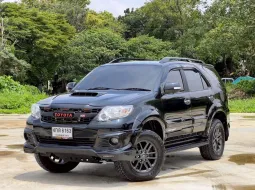 Toyota Fortuner 2.5 V 2015 รถบ้านสวย ประวัติดี 