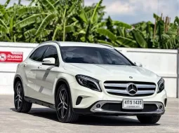 Mercedes-Benz GLA-Class 1.6 GLA200 2014 สภาพดีเยี่ยม