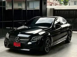 Mercedes-Benz C-Class C300e 2021 รถเก๋งสุดหรูพร้อมใช้งาน รถสวย ไมล์น้อย 