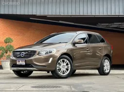 Volvo XC60 2.0 D4 2015 รถมือสองคุณภาพเยี่ยม สีเดิมโรงงาน ประวัติศูนย์  