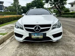 Mercedes-Benz E-Class E250 CGI 2016 รถศูนย์ไทยประวัติครบ  มือเดียวป้ายแดง 