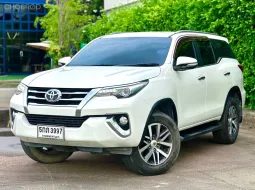 2016 Toyota Fortuner 2.4 V SUV รถบ้านแท้ ไมล์น้อย มือเดียว ประวัติศูนย์  