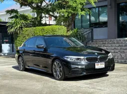 2019 BMW 530e MSPORT รถมือเดียวออกป้ายแดง วิ่งเพียง 90,000 กม รถเข้าศูนย์ตามระยะ ไม่มีอุบัติเหตุครับ
