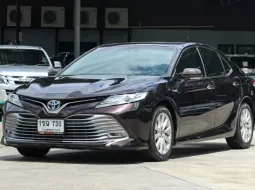 2020 Toyota CAMRY 2.5 Hybrid ออกรถ999 อยากปี25 กุญแจสำรองคู่มือครบ ออกง่ายอนุมัติไว ดูแลฉุกเฉิน 24ชม