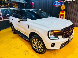 ขาย Ford Everest 2.0 Bi-Turbo Titanium+ 4WD  ปี 2023 สภาพใหม่ ไมล์น้อย