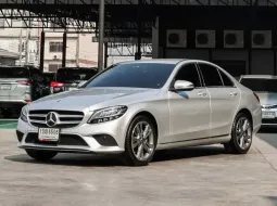 2020 Mercedes-Benz C-Class 2.0 C220d ออกรถ999 รถมือแรกประวัติเช็คศูนย์ ดูแลฉุกเฉิน24ชม. 