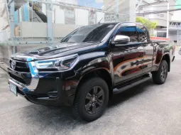 2022 TOYOTA REVO CAB 2.4 ENTRY PRERUNNER เกียร์ธรรมดา สีดำ รถสวยสภาพใหม่ มือเดียว ฟรีดาวน์