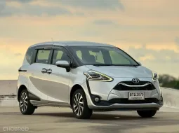 Toyota Sienta 1.5 V ปี 2019 จด 2020 