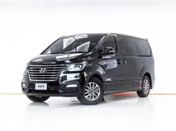 3B169 HYUNDAI H-1 2.5 DELUXE AT 2018