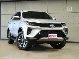 2022 Toyota FORTUNER 2.4 Leader V SUV AT ไมล์แท้ 7 หมื่น Warranty 5 ปี 150,000 KM B274