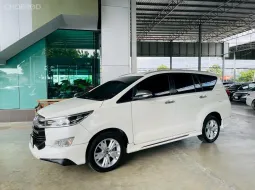 Toyota Innova Crysta 2.8 V ปี 2017 ไมล์แท้ รถเดิมๆสภาพสวยพร้อมใช้