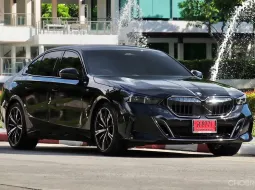 BMW 5 Series 520d 2025 รถมือสองสภาพใหม่ วิ่งน้อยเพียง 1,xxx km  