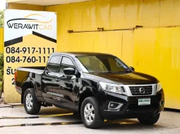 Nissan NP 300 Navara 2.5 KING CAB S Pickup ปี 2017 เครื่อง ดีเซล เกียร์ ธรรมดา รถสวยเดิม สภาพใหม่