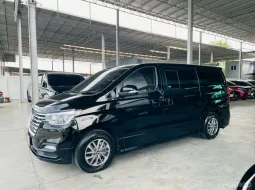 HYUNDAI H-1 2.5 DELUXE ปี 2020 รถสวย สภาพพร้อมใช้ ไมล์น้อย TOP สุด รับประกันตัวถังสวย