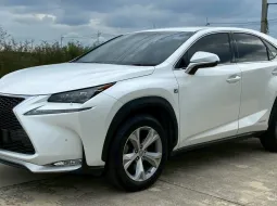 Lexus NX300h Premium ปี 2015