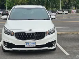 2017 Kia Grand Carnival 