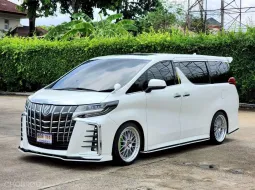 2022 Toyota ALPHARD 2.5 รถตู้/MPV รถบ้านมือเดียว ไมล์น้อย ชุดแต่งหลายแสน  สุดคุ้ม 