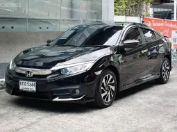 2017 HONDA CIVIC 1.8EL รถเจ้าของเดียว ไม่เคยชนหนัก พลิกคว่ำ น้ำท่วม เข้าศูนย์ HONDA เช็คทุกระยะ