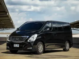 HYUNDAI H-1 2.5 ELITE ปี 2017 จด 2019 