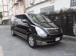 Hyundai  H 1 GRAND  STAREX 2.5  VIP  ปี 2013