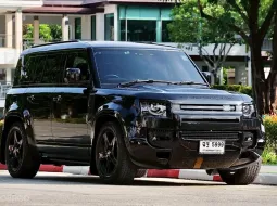 Land Rover Defender 2.0 PHEV 110 SE Plus ปี 2022 รถศูนย์แท้ ไมล์น้อย มือเดียวป้ายแดง  