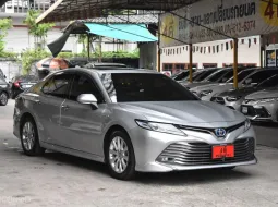 2019 Toyota Camry 2.5 Hybrid รุ่น TOP สุด